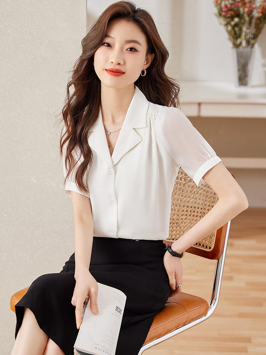 时尚泡泡袖职业通勤衬衫高腰A字半身裙两件套装 商品图2