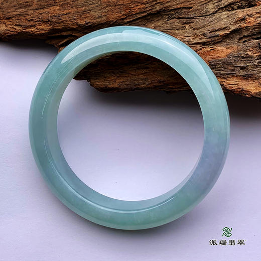 派瑞翡翠 翡翠手镯 糯种 浅绿 商品图3