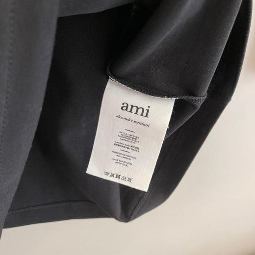 Ami 2021ssDe Coeur贴花短袖Ｔ恤-黑色 商品图4