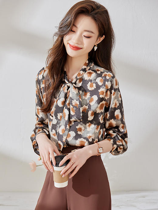 新款春夏印花衬衫时尚a字半身裙长裤职场两件套装女 商品图3