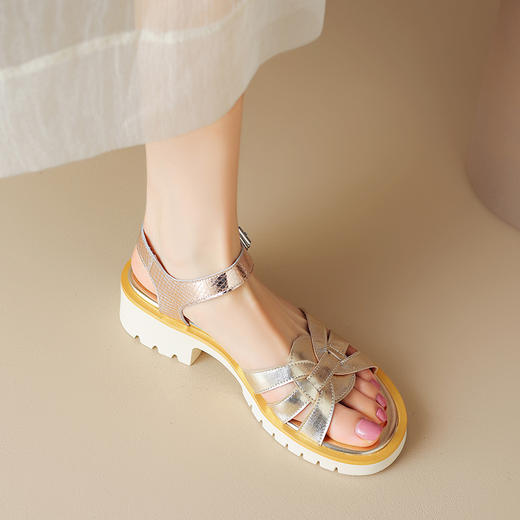 舒适百搭，里外全皮后空罗马凉鞋ZYY-A383 商品图11