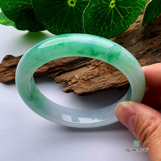 派瑞翡翠 翡翠手镯 糯种 飘花 商品图1