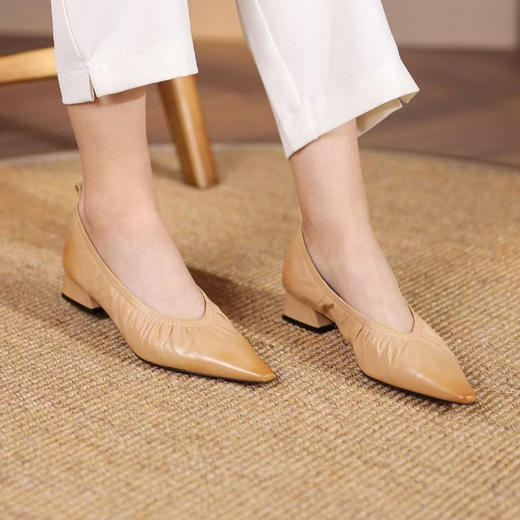 【à perles】油腊植鞣小羊皮尖头方跟单鞋，好穿不磨脚！【3-5个工作日】 商品图0