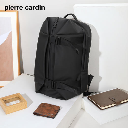 皮尔卡丹functionalist系列 大容量潮酷男士双肩包 商品图0