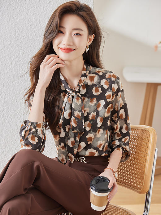 新款春夏印花衬衫时尚a字半身裙长裤职场两件套装女 商品图2