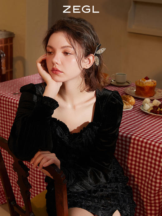 ZEGL兔耳朵发夹女后脑勺秋冬边夹侧边一字夹法式新年发饰夹子头饰 商品图1