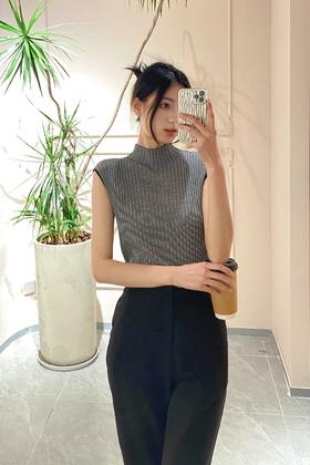 气质飙升2米的半高领上衣，时髦精必备单品~~~