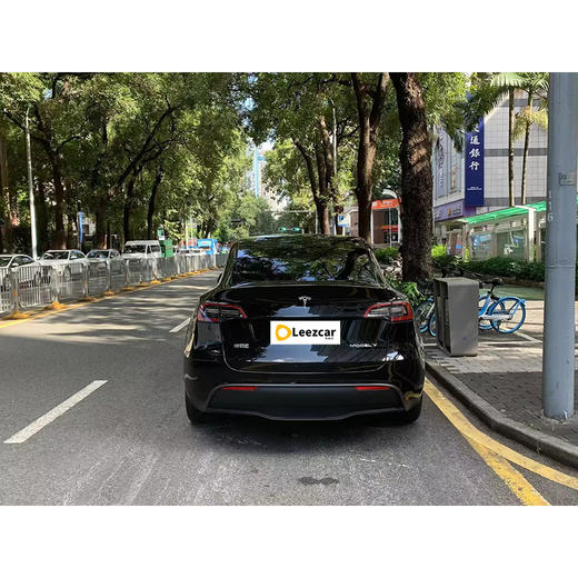 特斯拉 Model Y 标准续航后驱版【长租-深圳】 商品图4