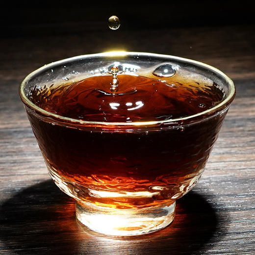 【老班章熟茶】你喝过用老班章古树来发酵的熟茶吗？重磅硬通货十一年陈老班章熟茶来袭357克/饼 商品图1