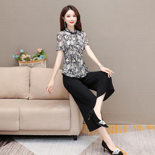 夏季新款，短袖小衫直筒阔腿裤九分裤妈妈装印花两件套QYM-LRX-YNX2321-Y 商品图1