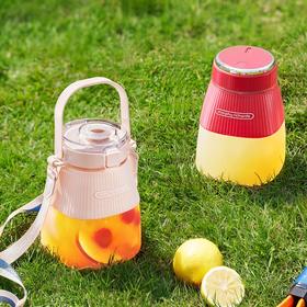 【摩飞】MR9806便携榨汁桶 冷萃/鲜榨 两种模式可选 40秒秒榨成汁 小身材大容量 超酷背带设计