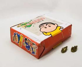 《成人怀旧绘本：蜡笔小新》，全9册，盒装，32开，日 臼井仪人著，现代出版社2012年一版一印，定价176.4元，售价80元。品相95成。