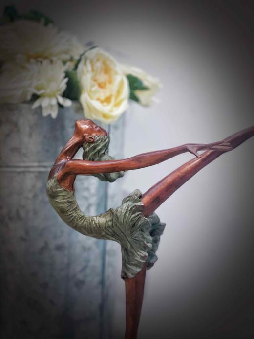 章华《舞韵芭蕾》99版 商品图1