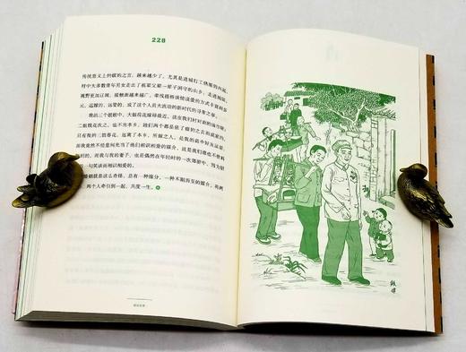 签名钤印本，中国乡存丛书五种：《故园农事》《节庆里的故乡》《一个村庄的食单》《老家什》《生产队》，黄孝纪、何永洲著，广西人民出版社2020-2022年版。 商品图11