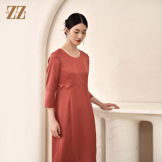 佐尔美秋季新款 气质缎面光泽高定面料亲肤连衣裙女E23LL27 商品图1