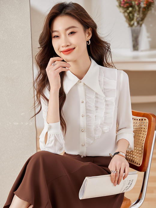 职业通勤高级设计感衬衫高腰A字半身裙两件套装 商品图1