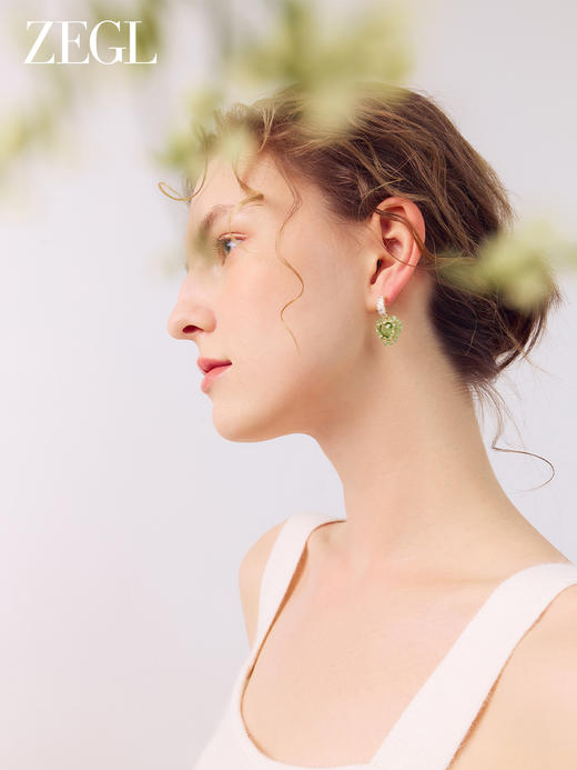 ZEGL绿色爱心耳环女小众设计感高级耳钉耳夹无耳洞925银针耳饰品 商品图3