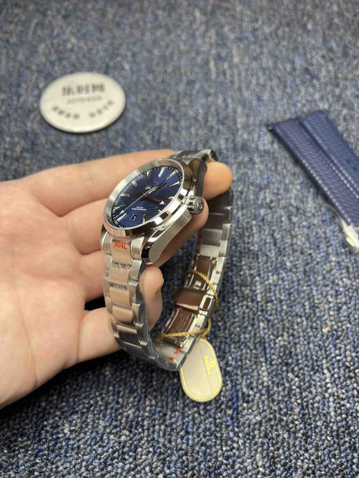 OMEGA欧米茄 海马150米系列Aqua Terra 150米运动机械腕表
机芯：搭载进口西铁城 商品图3