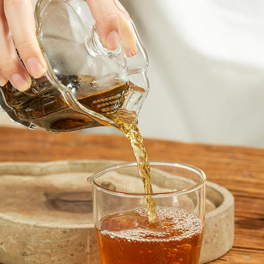 益思泉丨花瓣百财盖碗 玻璃盖碗 高硼硅玻璃 180ml 新旧包装随机发货  商品图5