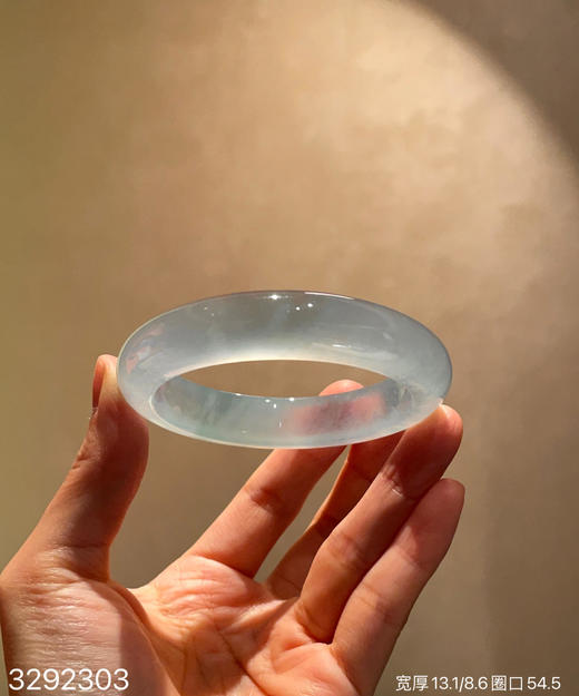 3292303，玻璃手镯，圈口54.5。具体价格微信咨询 商品图3