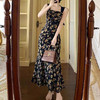 法式复古碎花背带连衣裙女2023新款三亚旅游度假吊带露背沙滩长裙 商品缩略图3