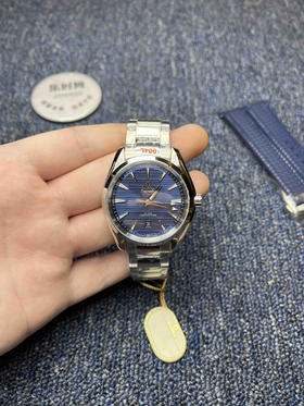 OMEGA欧米茄 海马150米系列Aqua Terra 150米运动机械腕表
机芯：搭载进口西铁城