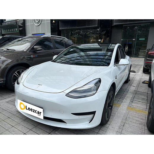 特斯拉 Model 3 标准续航后驱升级版【长租-深圳】 商品图1