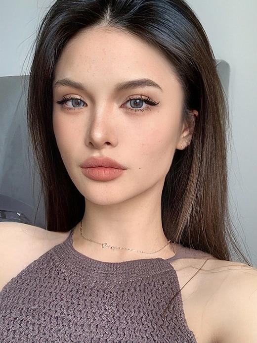 【平价日抛美瞳】蔚蓝 Woolilens |中直径14.2mm 着色13.5mm 【同品牌多盒美瞳更划算，选款色板在详情页内】，蓝色日抛美瞳狗狗眼～基弧8.5 商品图4