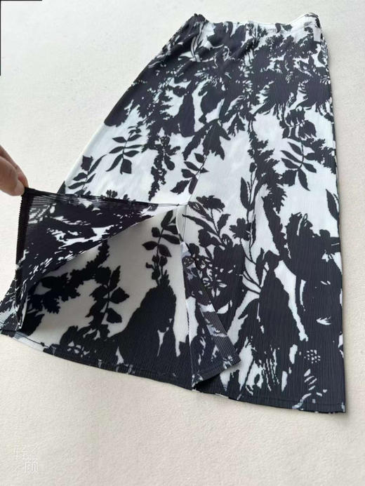 三宅一生 裤子 半裙 自己备注 均码90-140斤可以 商品图6