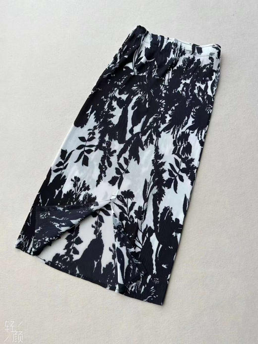 三宅一生 裤子 半裙 自己备注 均码90-140斤可以 商品图5