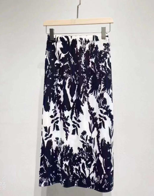 三宅一生 裤子 半裙 自己备注 均码90-140斤可以 商品图3