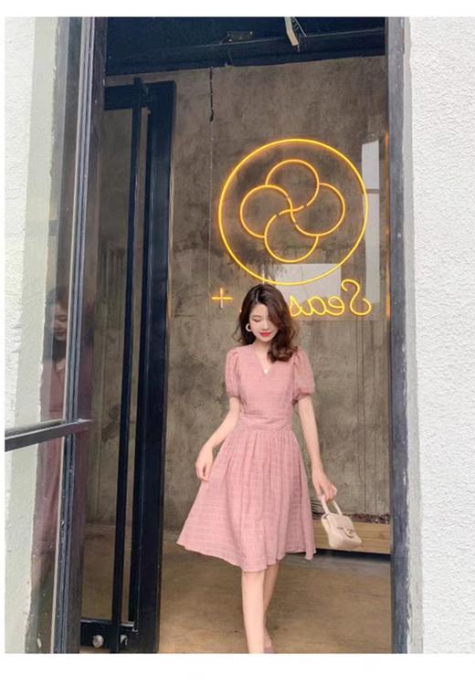 直播间 2023肌理纹压皱粉色连衣裙P1649 商品图7