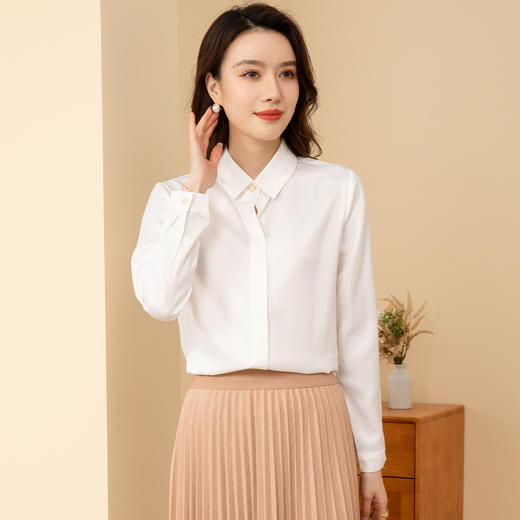 【新品尝鲜】罗蒙春夏女士长袖衬衫纯色简约通勤百搭舒适缎面衬衣 商品图6