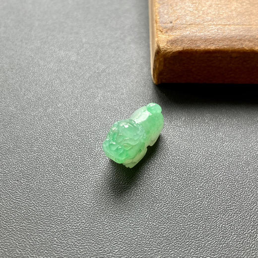 糯冰种阳绿翡翠狮子事事如意 商品图1