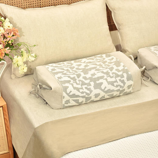 靛蓝雪松系列荞麦壳枕头可调节护颈枕 商品图0