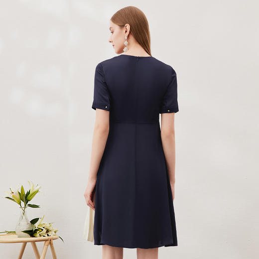 EITIE爱特爱夏季新款7007727连衣裙 商品图4