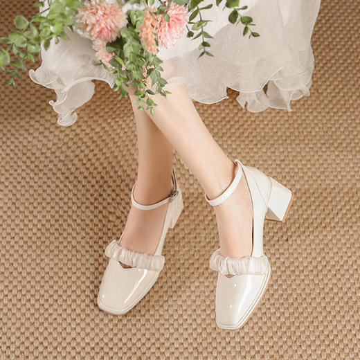 「三色可选！法式小香风」玛丽珍鞋女2023年春夏新款仙女风漆皮方头浅口粗跟一字扣带单鞋女 商品图1