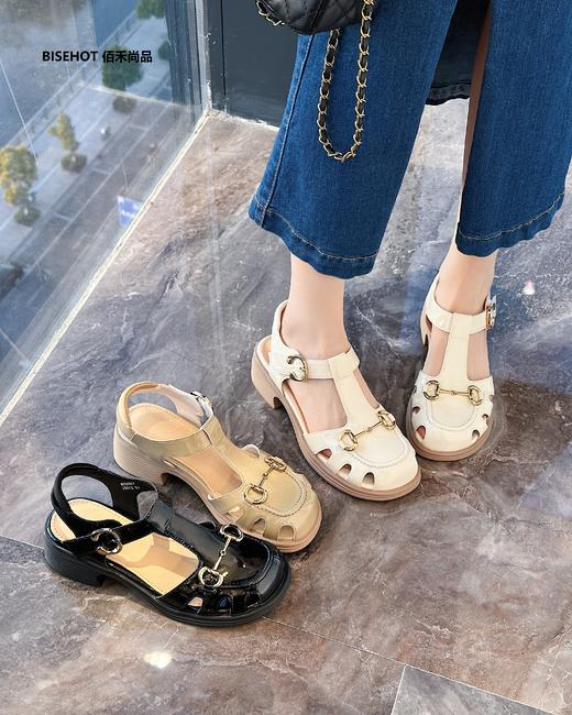 新品春夏镂空猪笼鞋772B32555 商品图3