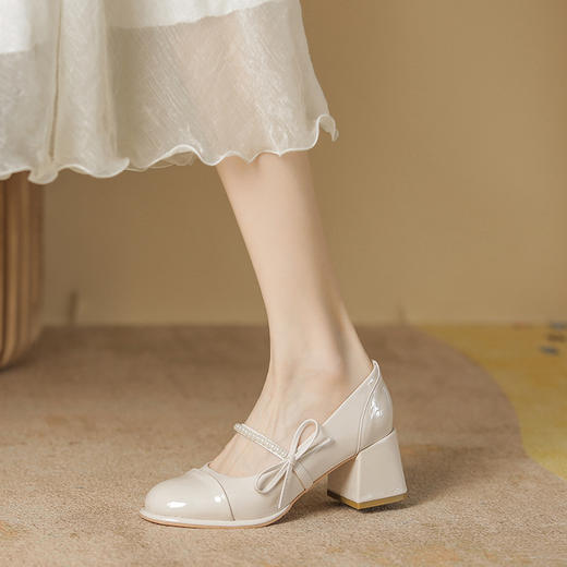 「两款配色！气质设计」高跟鞋女2023夏季新款粗跟温柔仙女风蝴蝶结玛丽珍浅口单鞋女 商品图1
