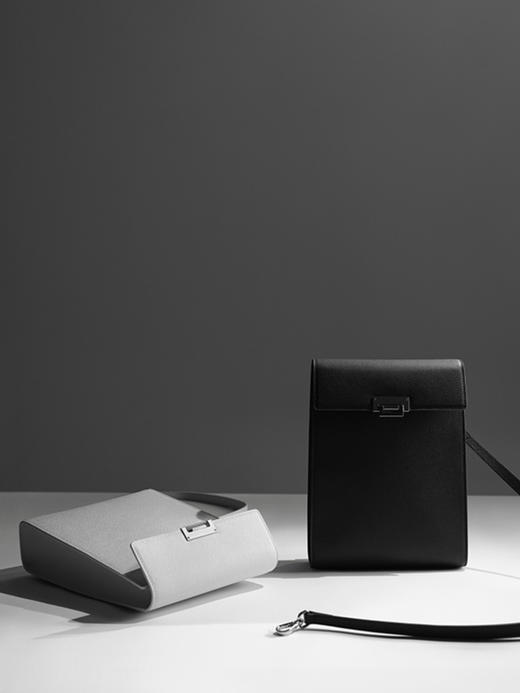 AKIIKA | Small Briefcase  [ 小号公文包 白 / 浅驼 ] 商品图7