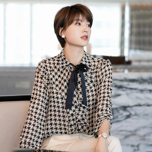 千鸟格雪纺衬衫女2023年春季新款法式复古长袖优雅系带衬衣 商品图3