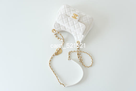 秀场主打上身绝绝子 C新款Hobo流浪包 原装意产油蜡小牛23春夏新包型【无退换】 商品图1