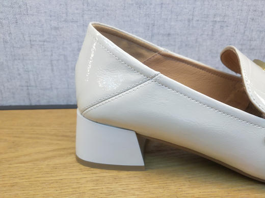 2021秋季新款豪行休闲女鞋213Q05159舒适中跟牛皮单鞋英伦乐福鞋 商品图8