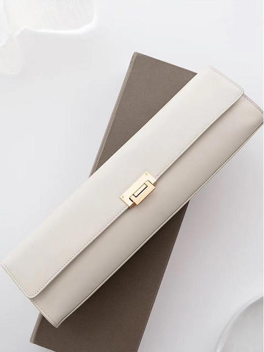 AKIIKA | Baguette [ 法棍手拿包 白/黑/红/奶茶] 商品图5