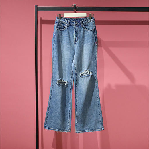 太平鸟女装刘雯&PEACEBIRD联名直筒微喇牛仔裤A1HAC2D01牛仔蓝 商品图0