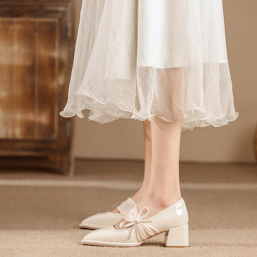 「两款配色！简约设计」2023年新款玛丽珍鞋 女漆皮高跟单鞋方头浅口粗跟蝴蝶结单鞋女 商品图1