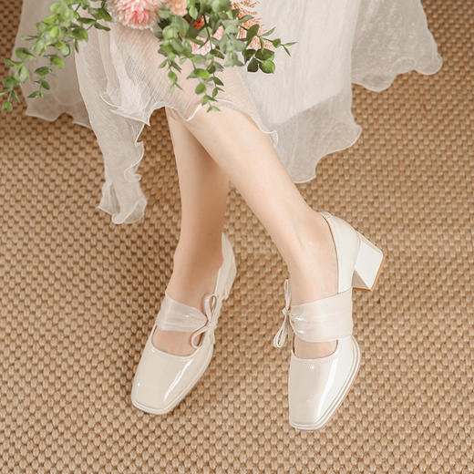 「两款配色！简约设计」2023年新款玛丽珍鞋 女漆皮高跟单鞋方头浅口粗跟蝴蝶结单鞋女 商品图3