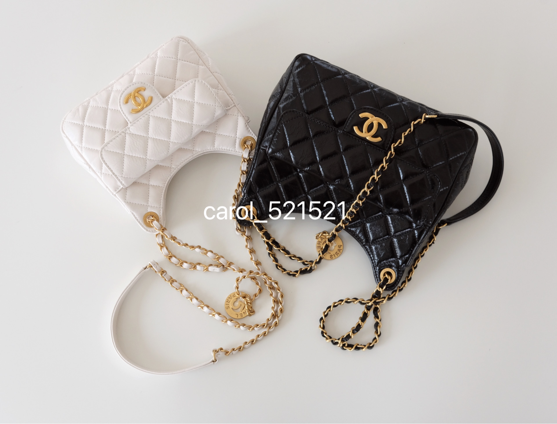 秀场主打上身绝绝子 C新款Hobo流浪包 原装意产油蜡小牛23春夏新包型【无退换】