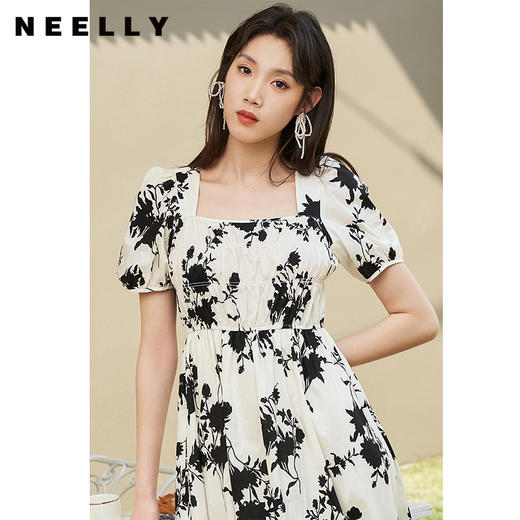 NEELLY纳俪商场同款复古印花方领连衣裙女中长款收腰显瘦A字裙潮N23044Y03304 商品图3