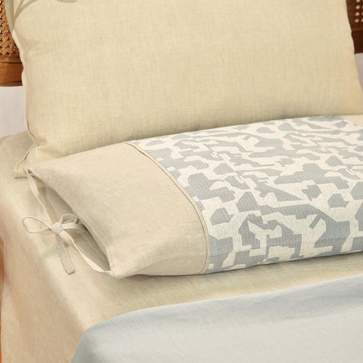 靛蓝雪松系列荞麦壳枕头可调节护颈枕 商品图2